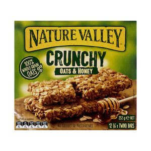Nature Valley Crunchy Oats & Honey Oat Bar contains 27.1g carbohydrates